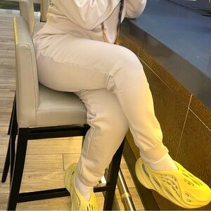 Yeezy Foam Runner 'Sulfur